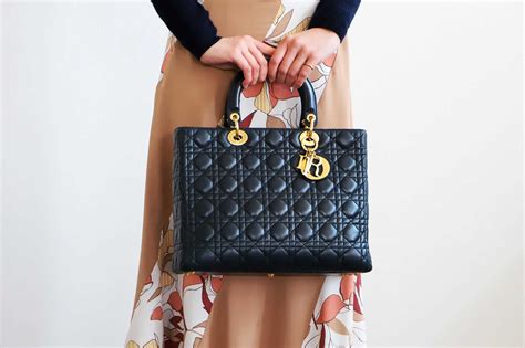 Diorの王道アイコンバッグ Lady Dior（レディディオール）.